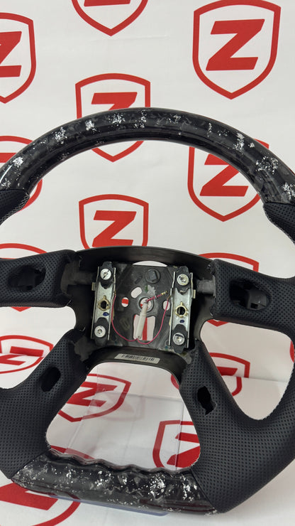 2003-2006 Chevrolet Silverado/Trailblazer Carbon Fiber Steering Wheel - Customizable
