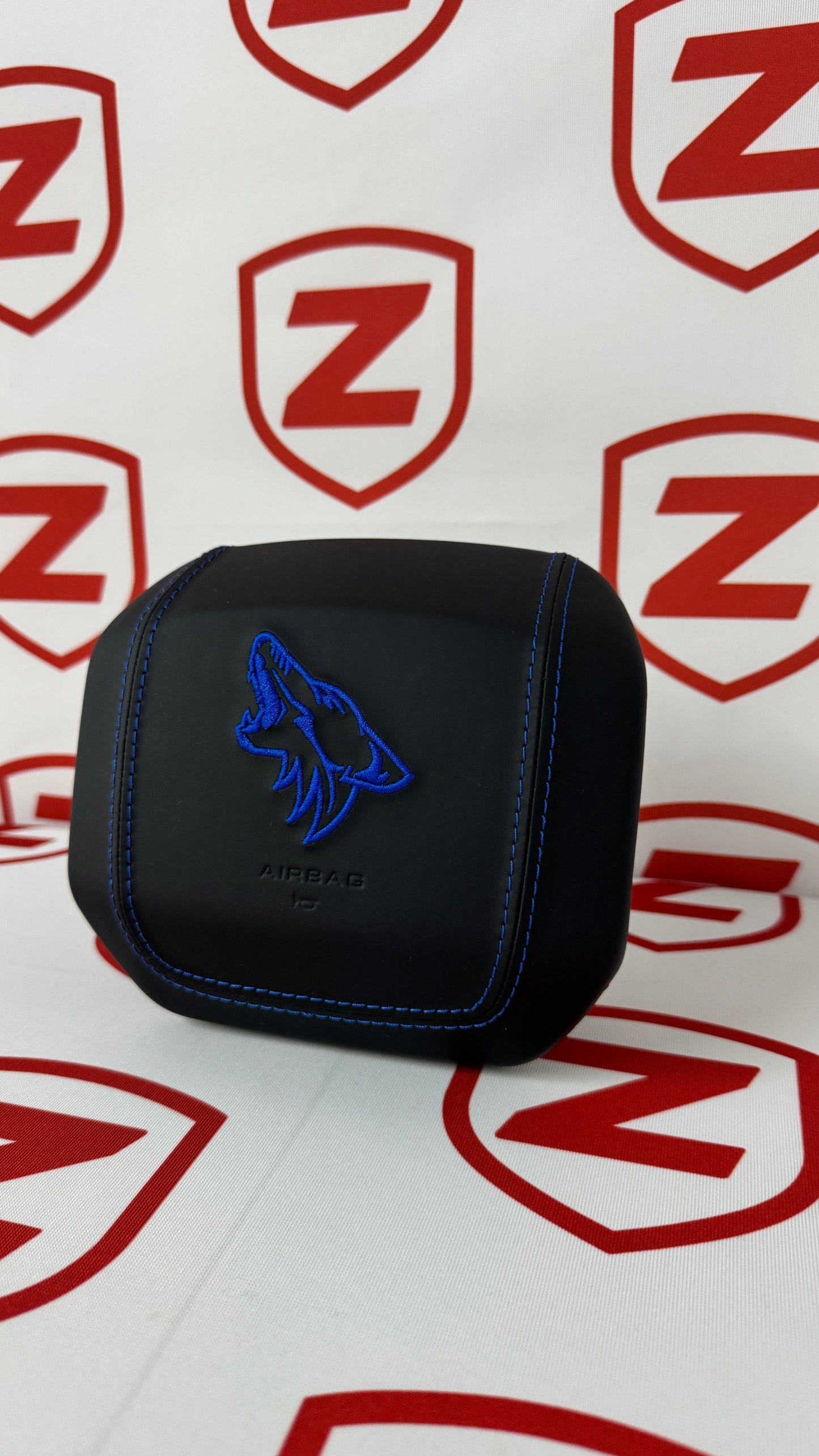 2021-2025 Ford F150 Carbon Fiber Steering Wheel - Customizable