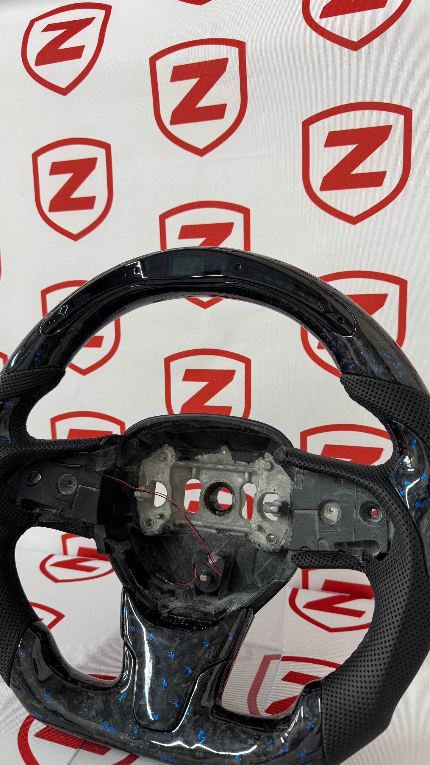 2015-2025 Chrysler 300C Carbon Fiber Steering Wheel - Customizable